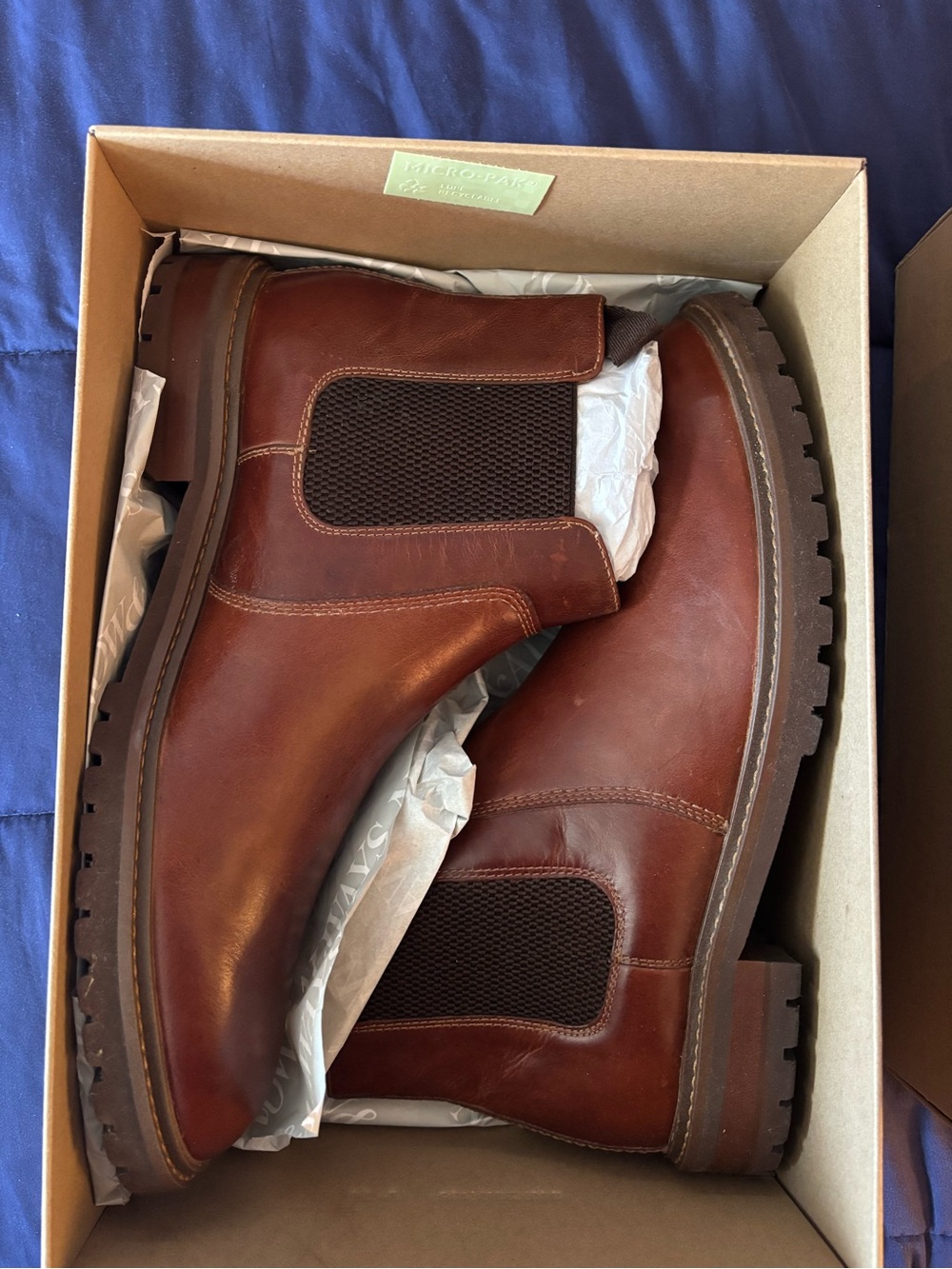 Brand New! Johnston and Murphy Men’s Chelsea Barrett Mahogany Size 10.5